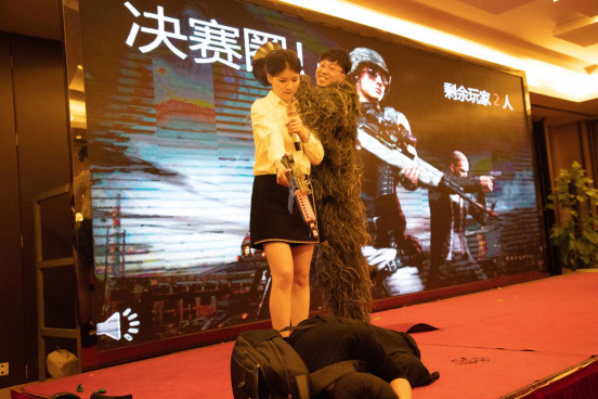 硅動(dòng)力舉辦“開放創(chuàng)新,高質(zhì)量發(fā)展”2019年年會(huì)(圖6) 硅動(dòng)力舉辦“開放創(chuàng)新,高質(zhì)量發(fā)展”2019年年會(huì)(圖6)